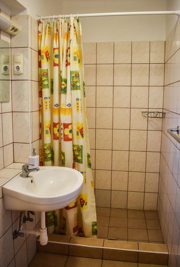 Eszti Mama Vendégháza Apartamento Cserkeszőlő Exterior foto