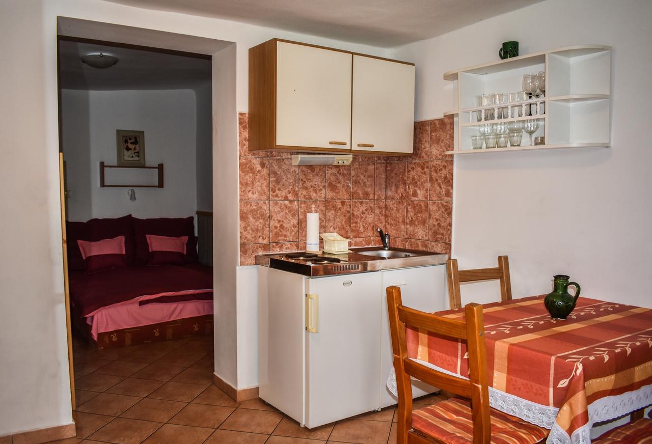 Eszti Mama Vendégháza Apartamento Cserkeszőlő Exterior foto